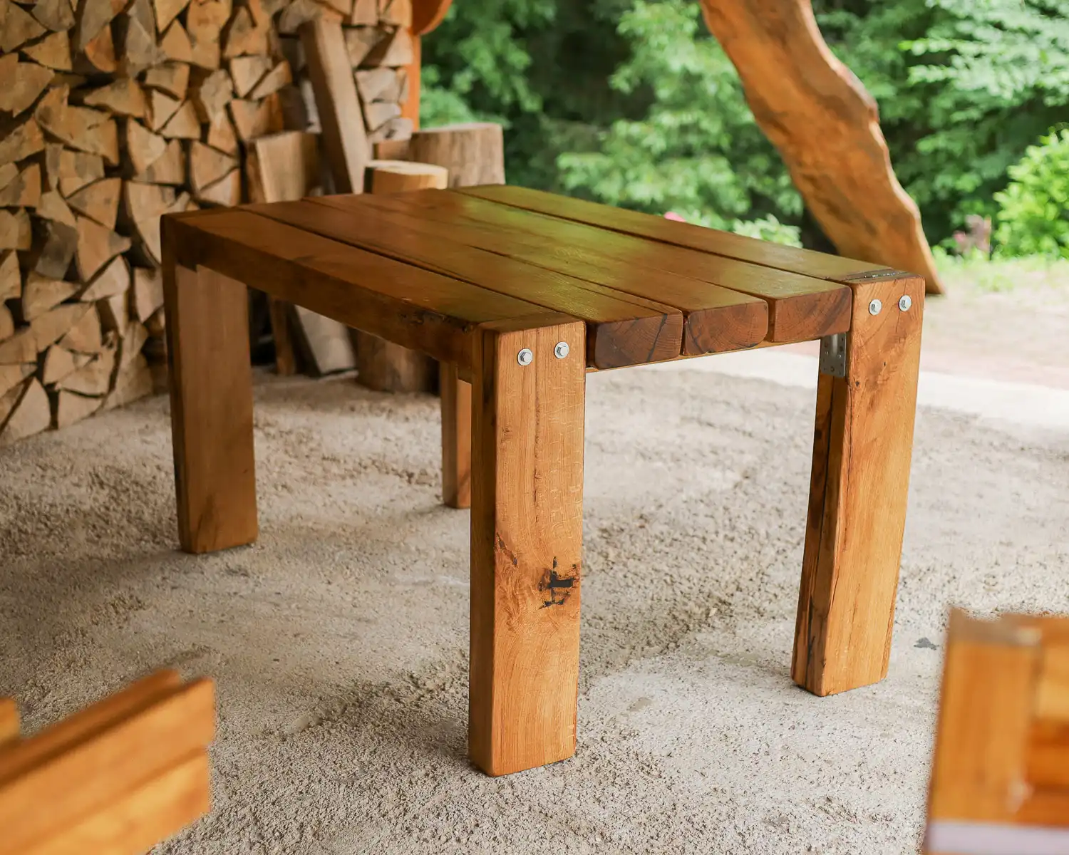 Outdoor oak table