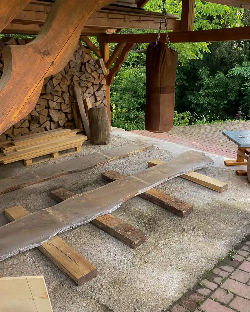 Raw oak plank