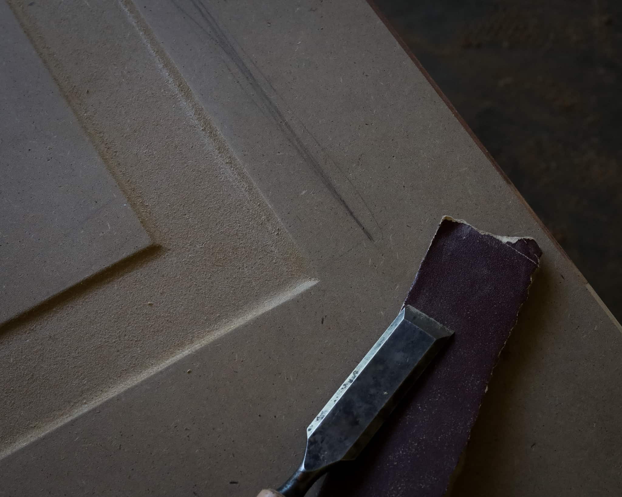 Door corner carving process